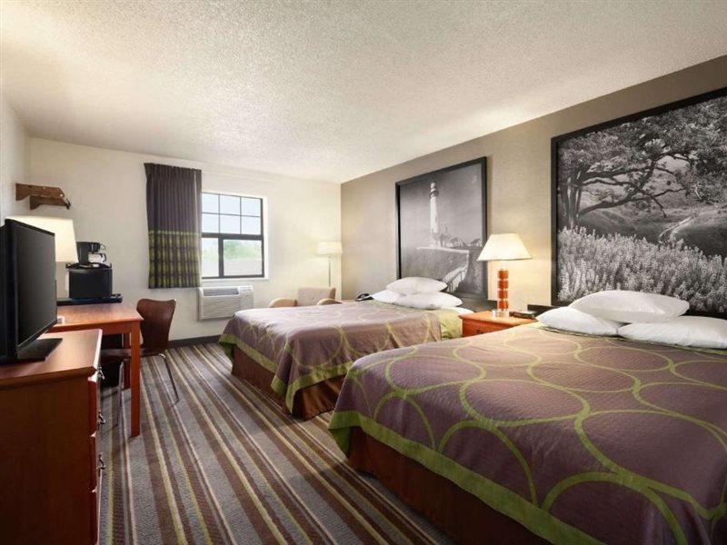 Super 8 By Wyndham Colorado Springs/Afa Area Hotel Kültér fotó